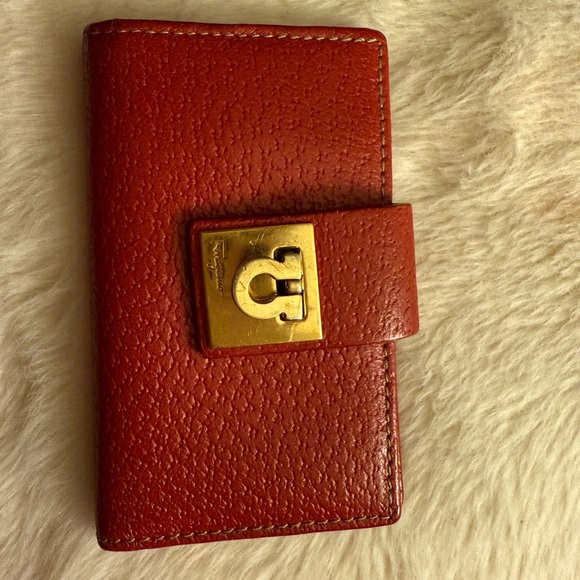 SALVATORE FERRAGAMO Leather Key Case with 2 key holder Red - Picture 7 of 7